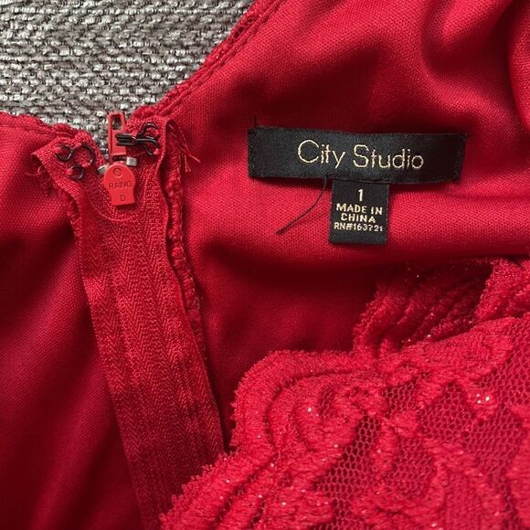 NWT! City Studios Juniors' Ruby V-Neck Glitter Lace Dress Flare Sleeveless Sz 1 - Picture 13 of 13